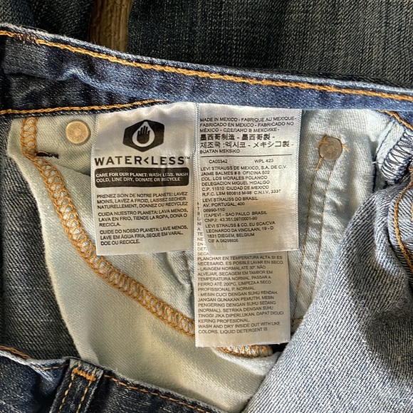 Levi’s Strauss & Co, Men Jeans style 505. 32-32 - Picture 8 of 9